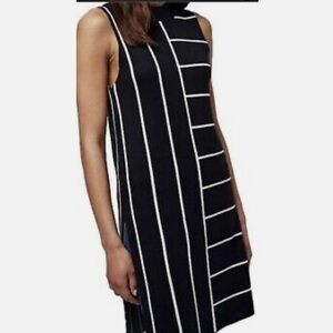 Top Shop Grid Sleeveless Tunic Sweater